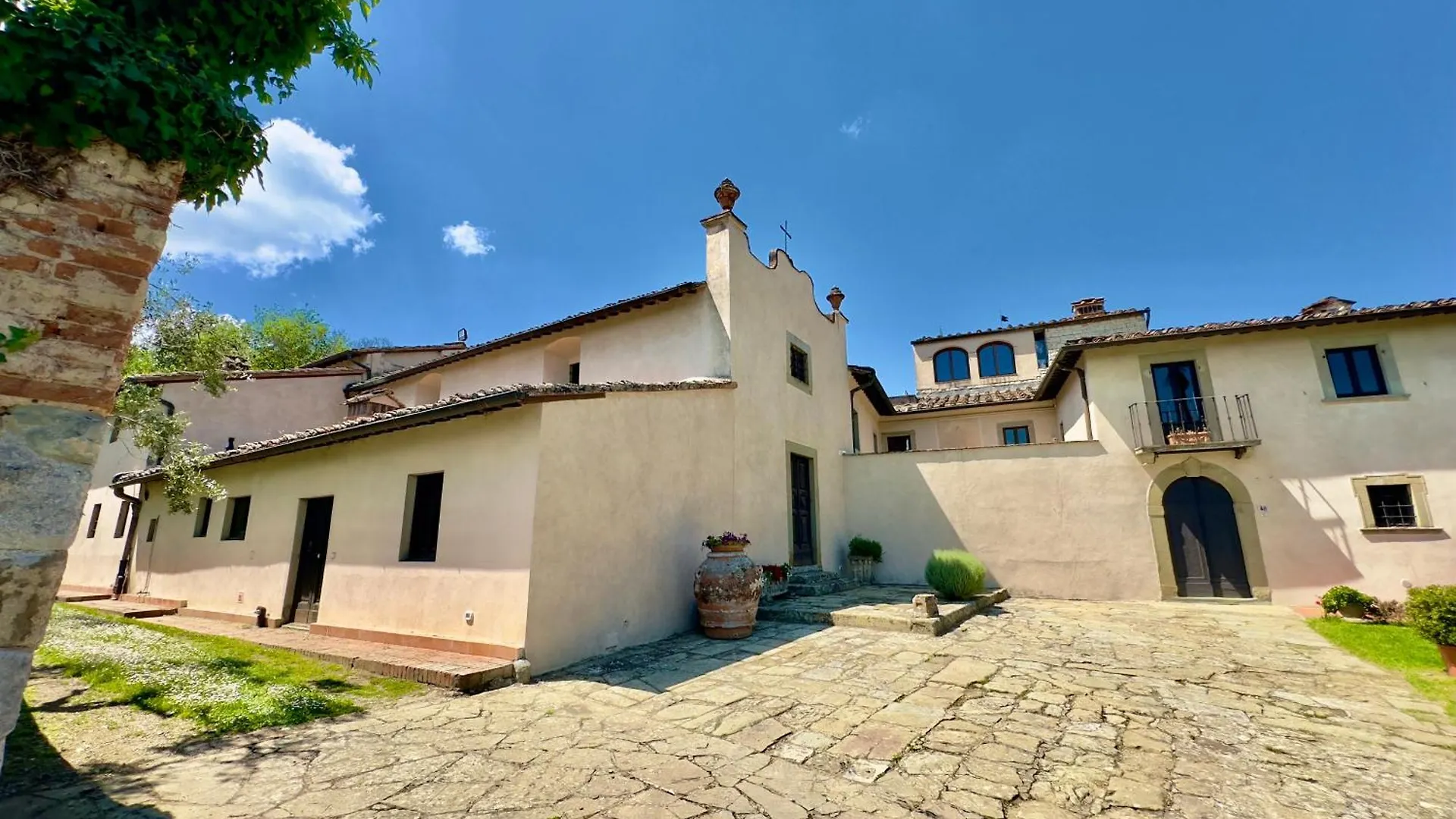San Niccolo A Olmeto, Torre E Chiesa Del XIII Secolo Villa Rignano sull'Arno